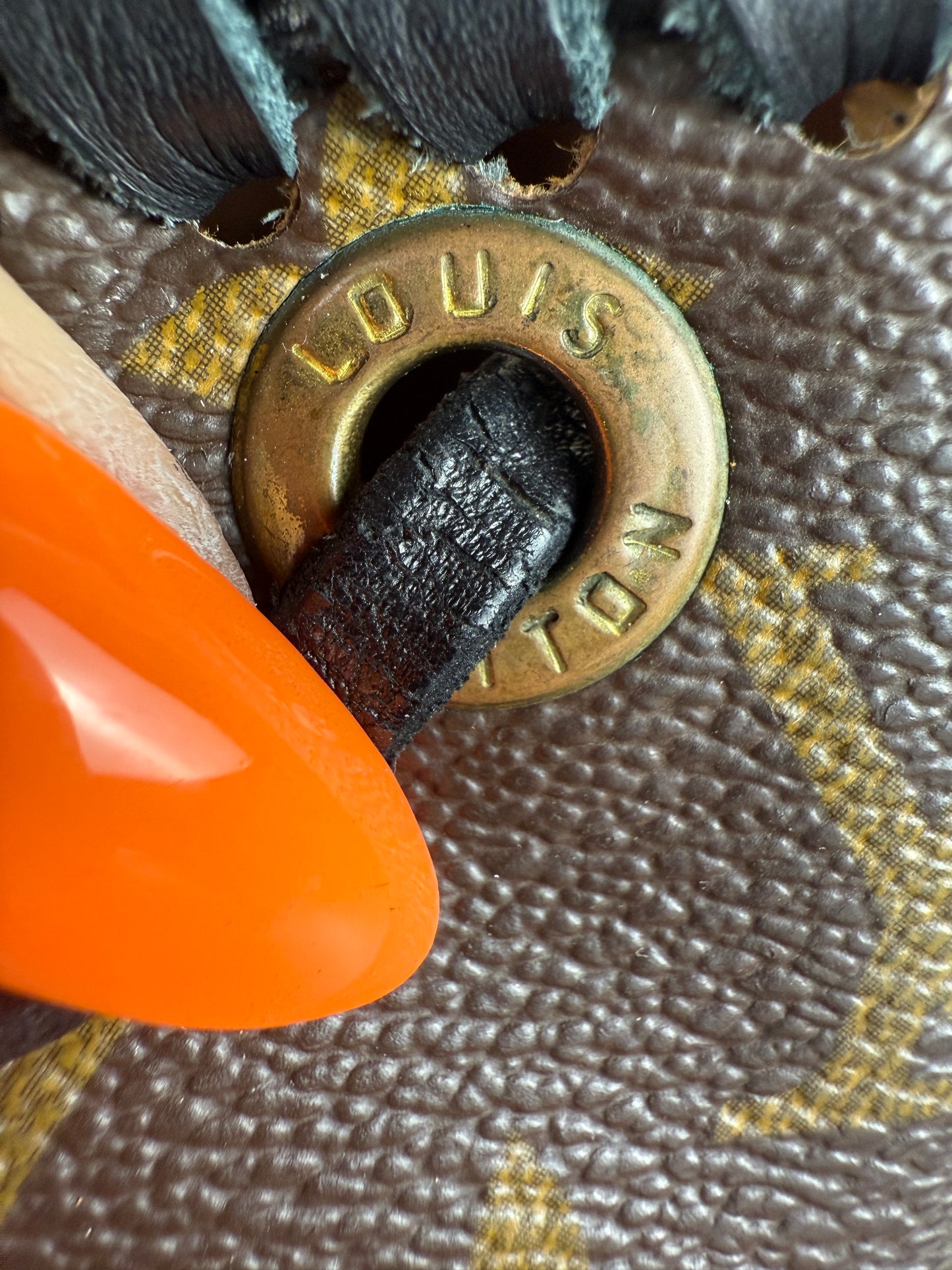 Custom Petite Noe Bucket Bag