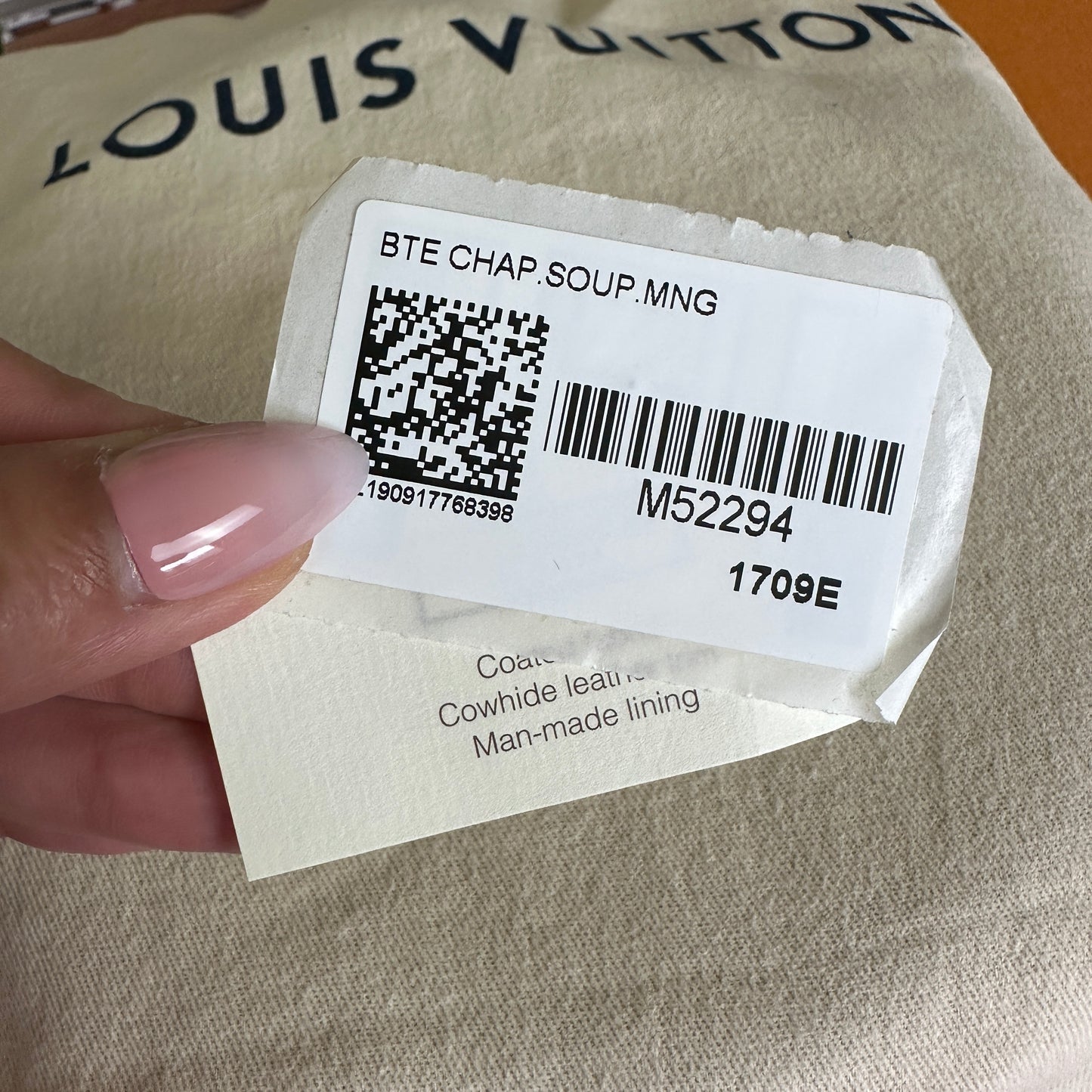 Louis Vuitton Boite Chapeau Souple MM Monogram