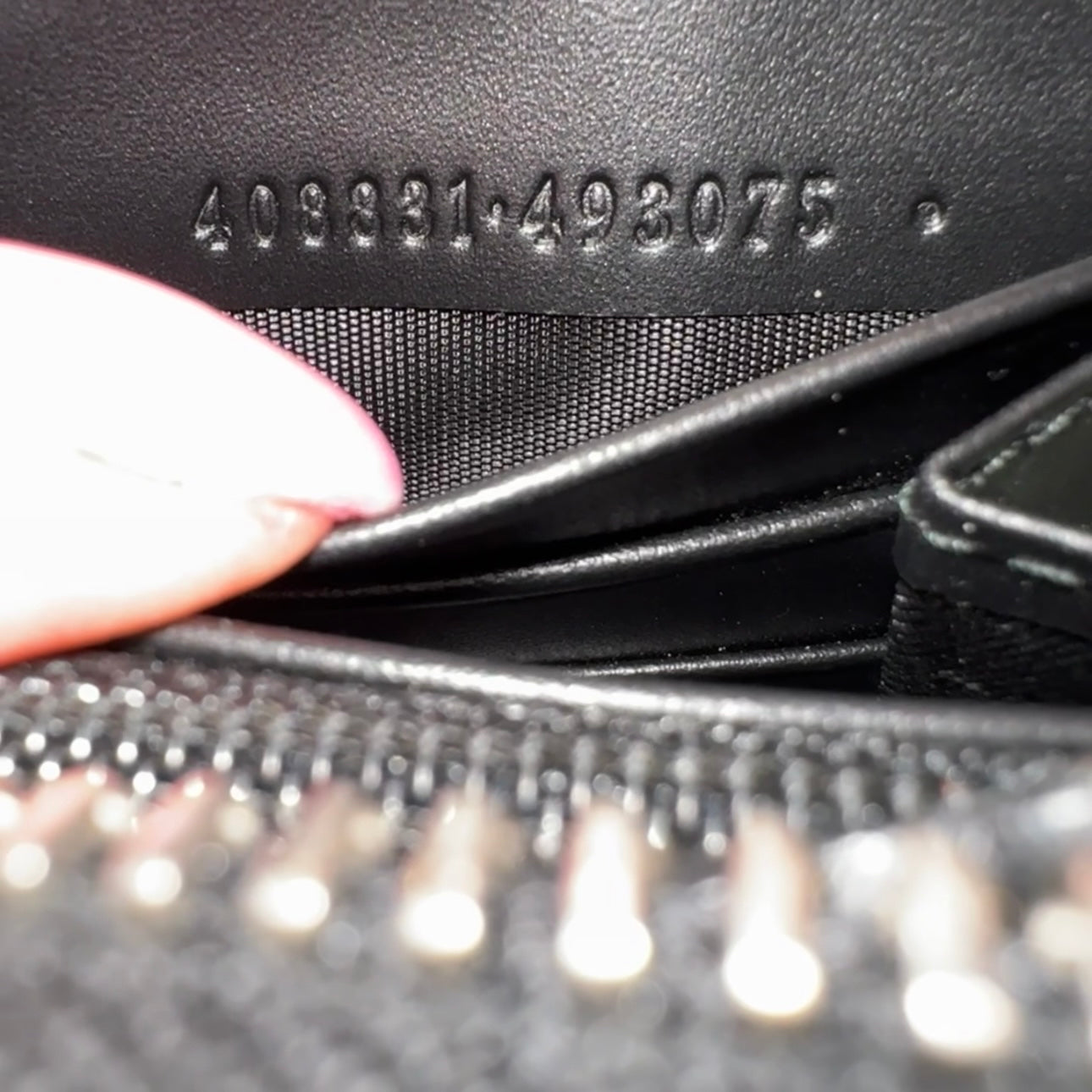 Guccissima Leather Supreme Web Zip Wallet Black