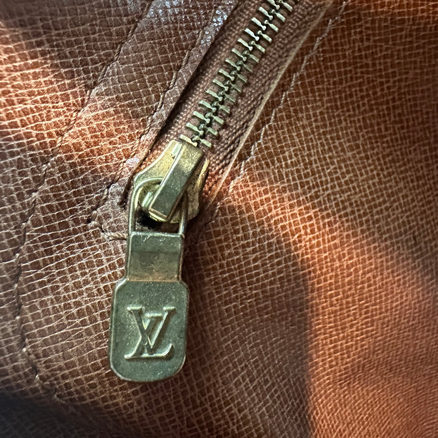 Louis Vuitton Monogram Sac Senlis