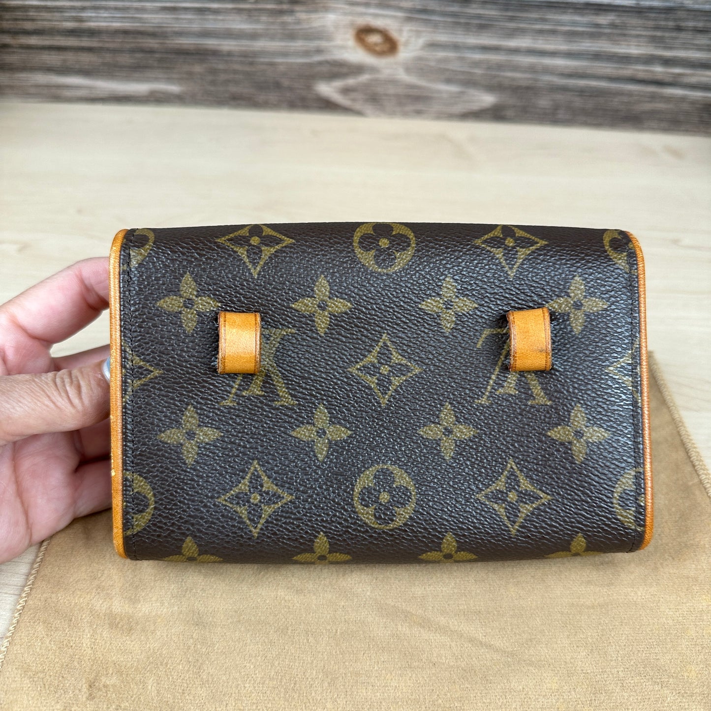 Louis Vuitton Florentine Pochette Belt Bag