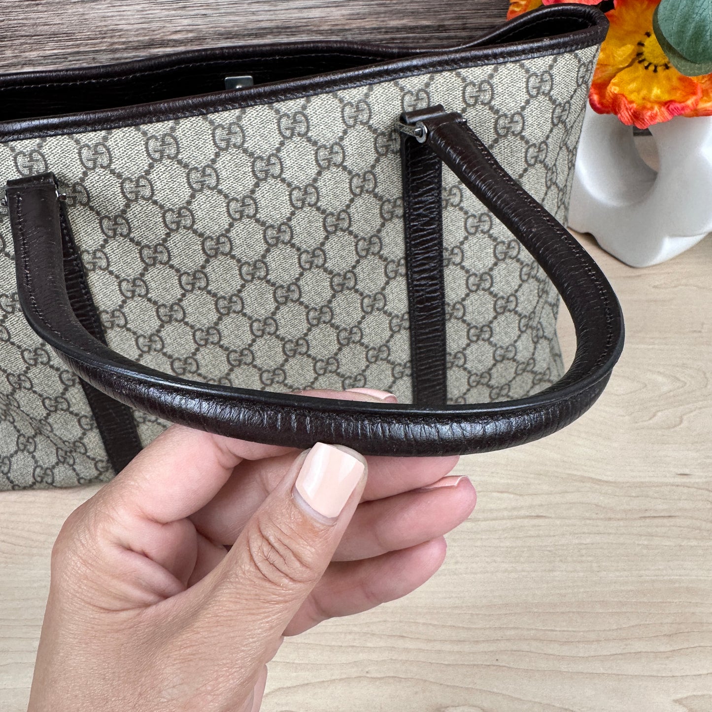 Gucci GG Supreme Joy Tote Medium