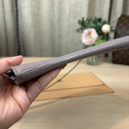 Louis Vuitton Lilac Epi Leather Accessories Pochette 24