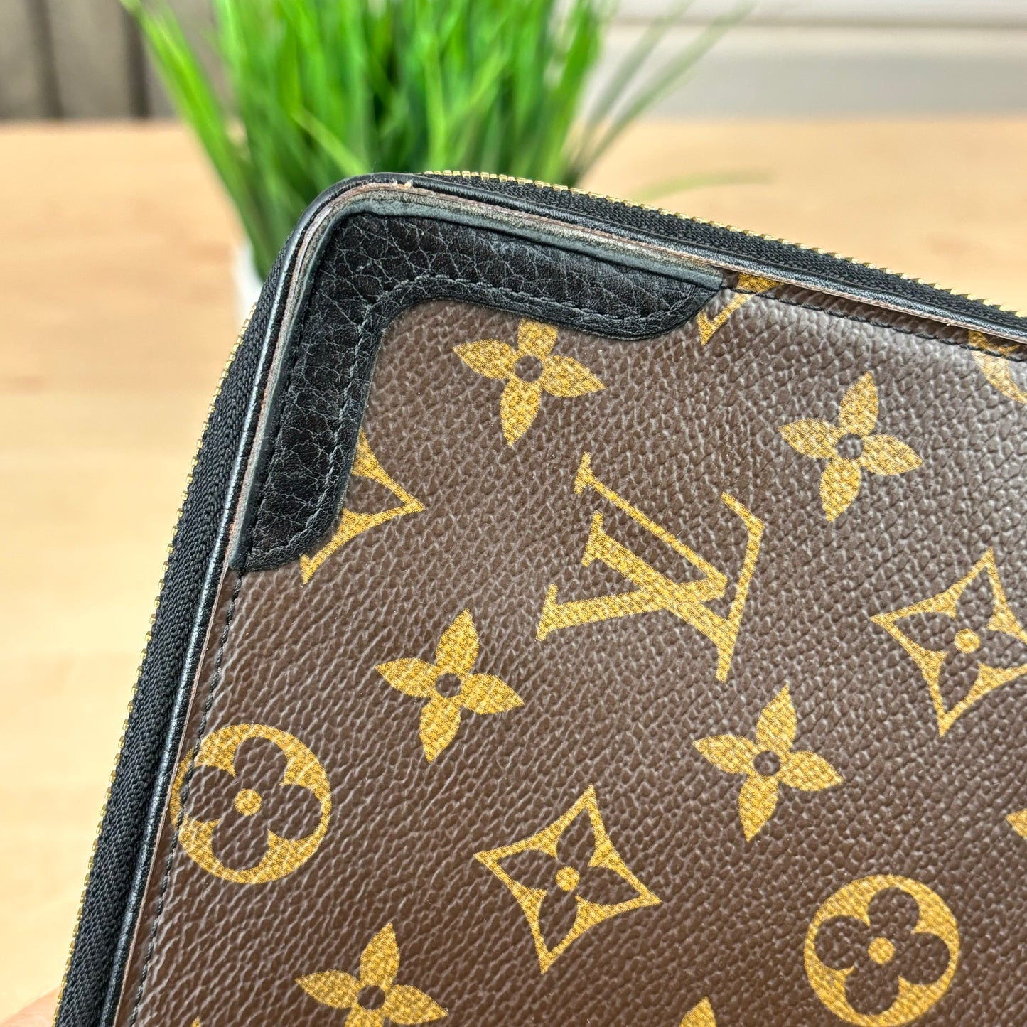 Louis Vuitton Monogram Daily Organizer Wallet Noir