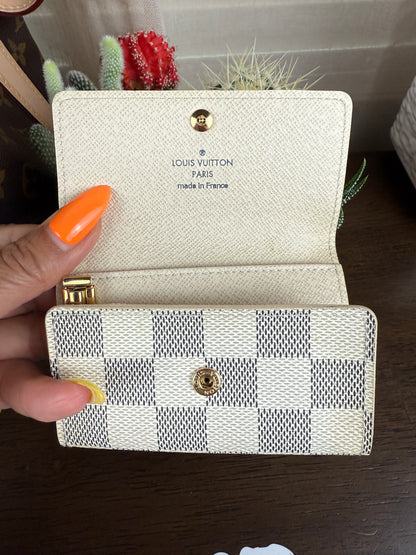 6-Ring Key Holder in Damier Azur