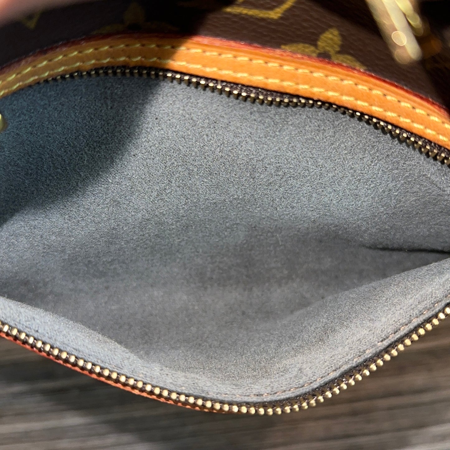 Louis Vuitton Monogram Canvas Cite MM Shoulder Bag