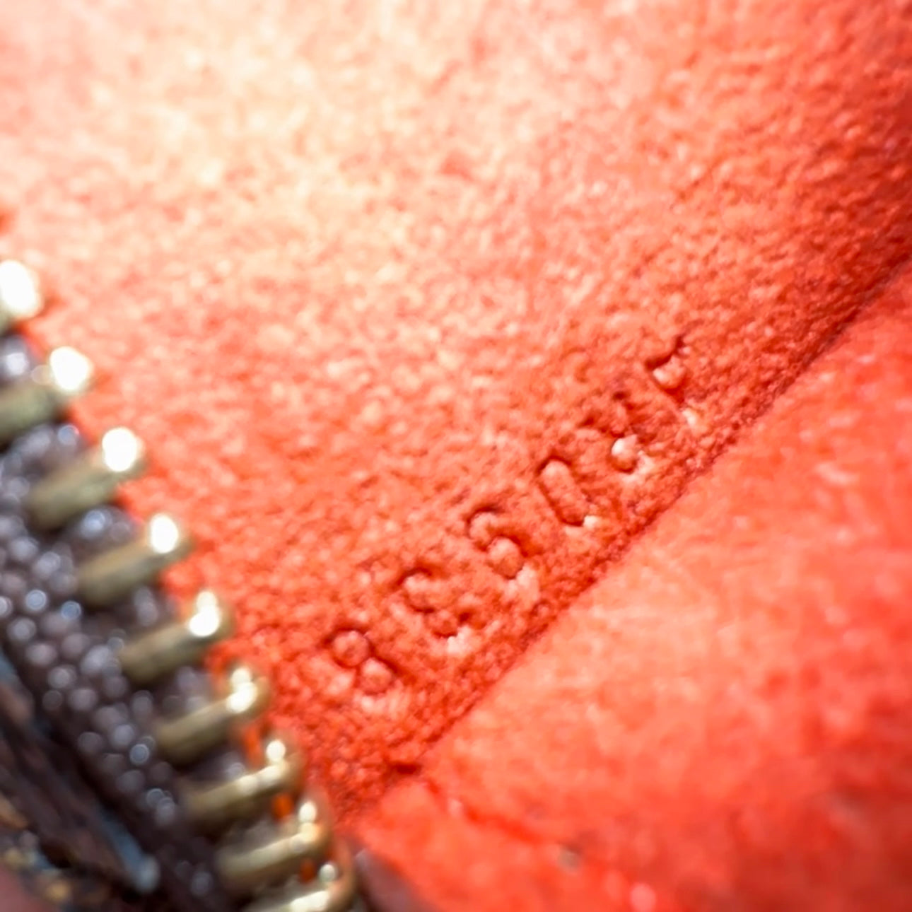 Louis Vuitton DE Marais Bucket PM Pouch