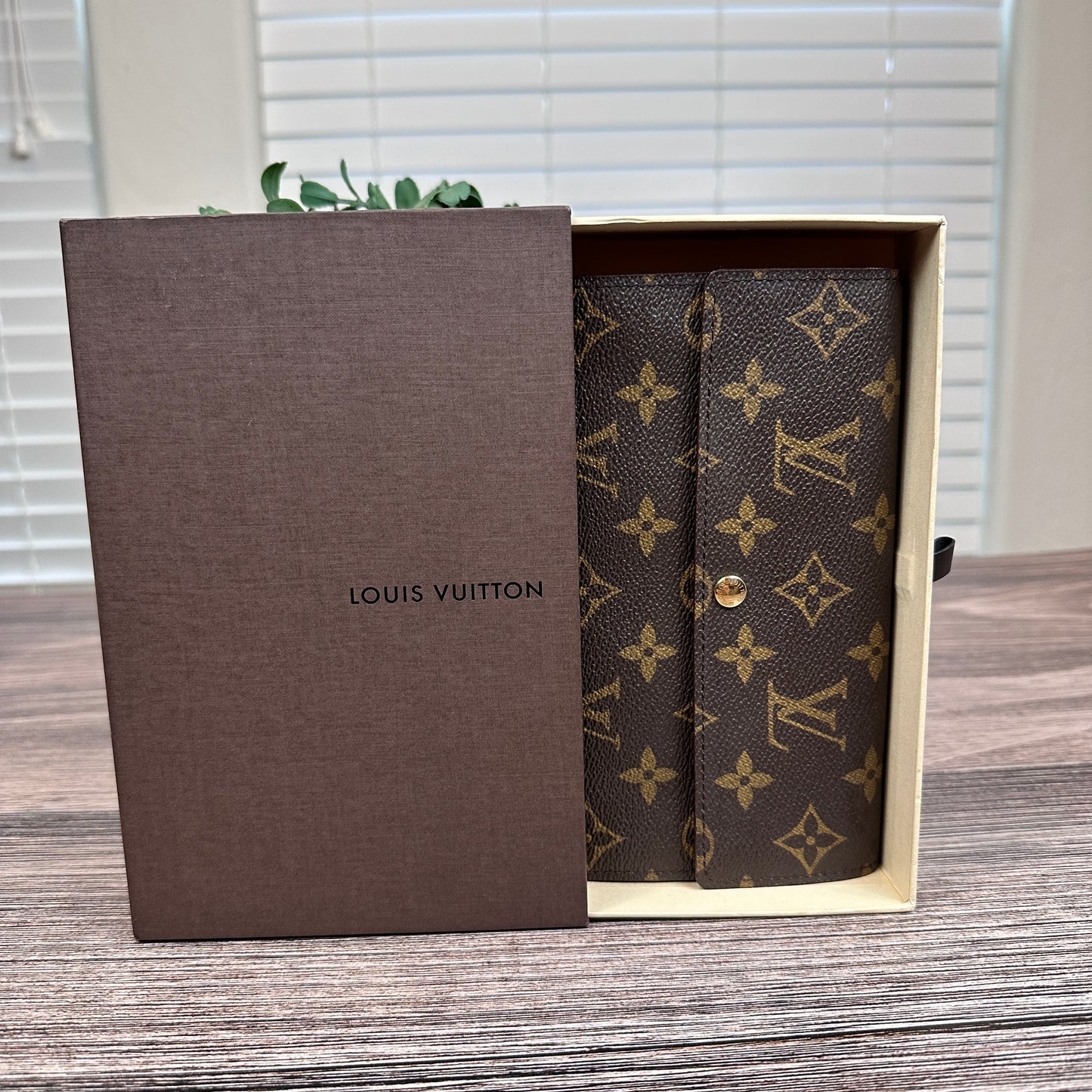 Louis Vuitton Monogram Sarah Wallet Old Model