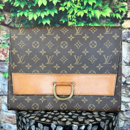 Louis Vuitton Lena Clutch