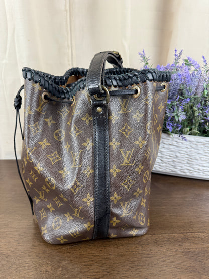 Custom Petite Noe Bucket Bag