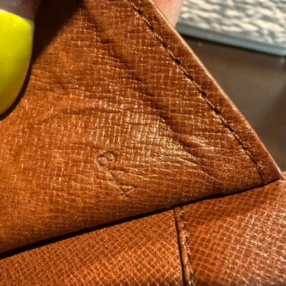 Vintage Dame Pochette GM Monogram Canvas