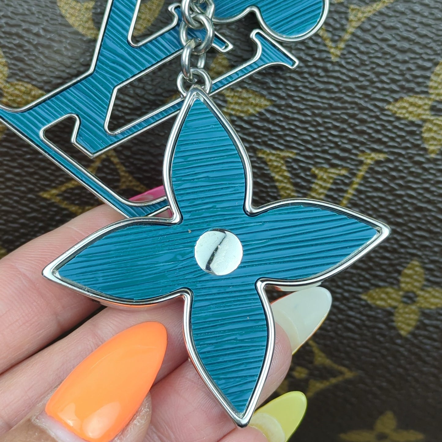 Cyan Fleur D'Epi Bag Charm