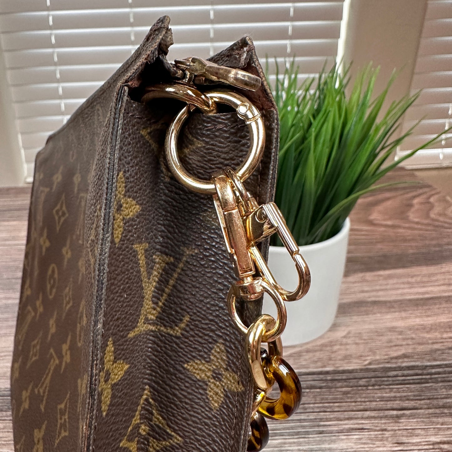 Louis Vuitton Vintage Toiletry 26 with Crossbody Kit