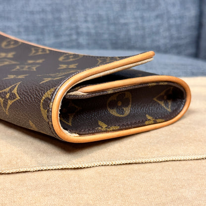 Louis Vuitton Twin Pochette GM