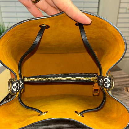 Louis Vuitton Limited Edition Monogram Giant Jungle NéoNoé