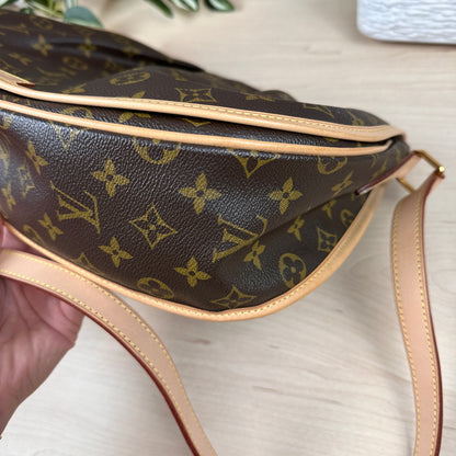 Louis Vuitton Menilmontant GM