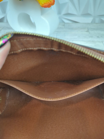 Louis Vuitton Orsay Clutch