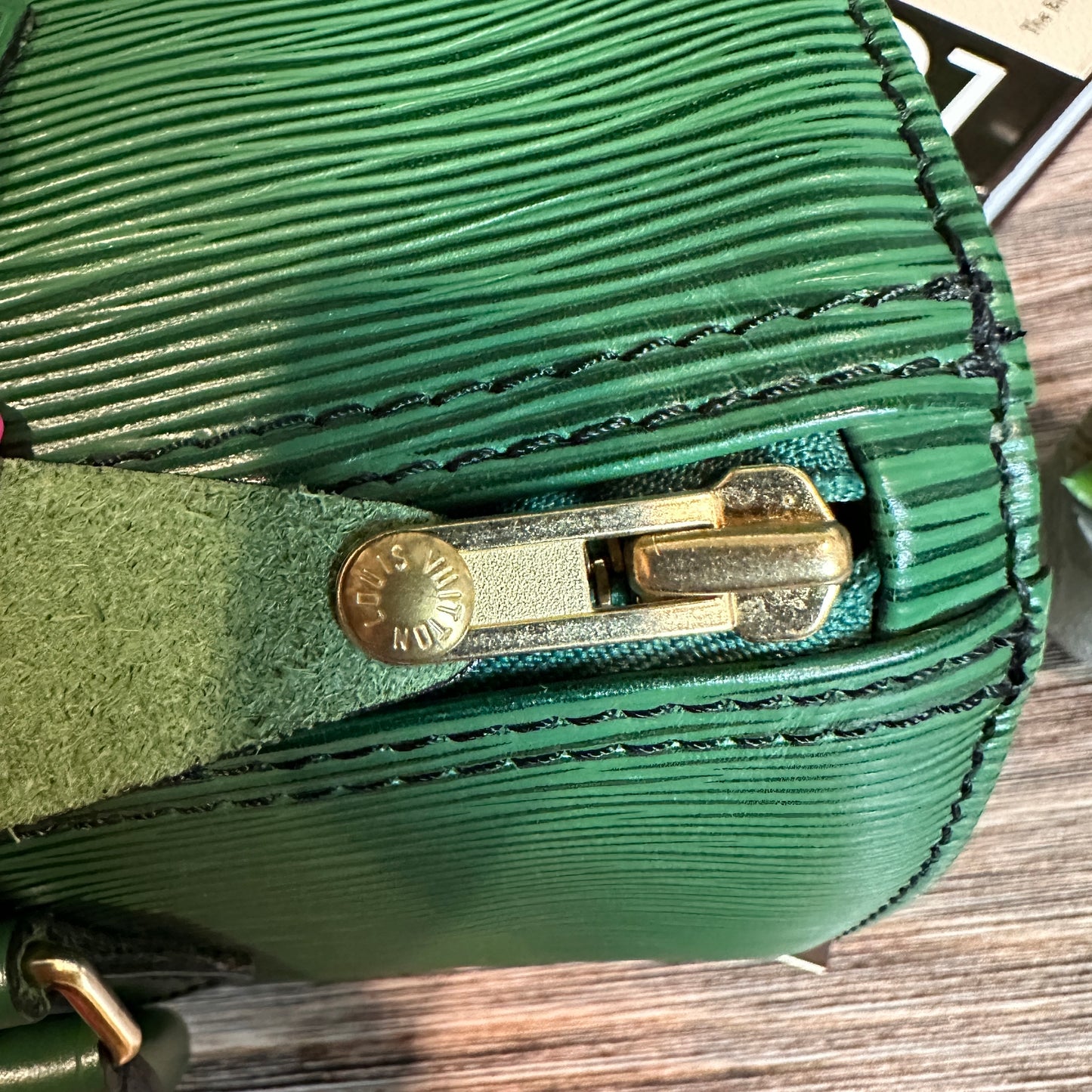 Louis Vuitton Speedy 25 Borneo Green Epi Leather