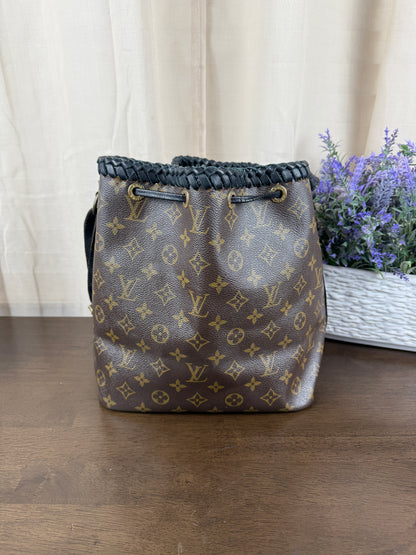 Custom Petite Noe Bucket Bag