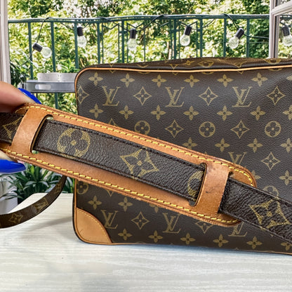 Louis Vuitton Nile GM Crossbody Bag Monogram Canvas
