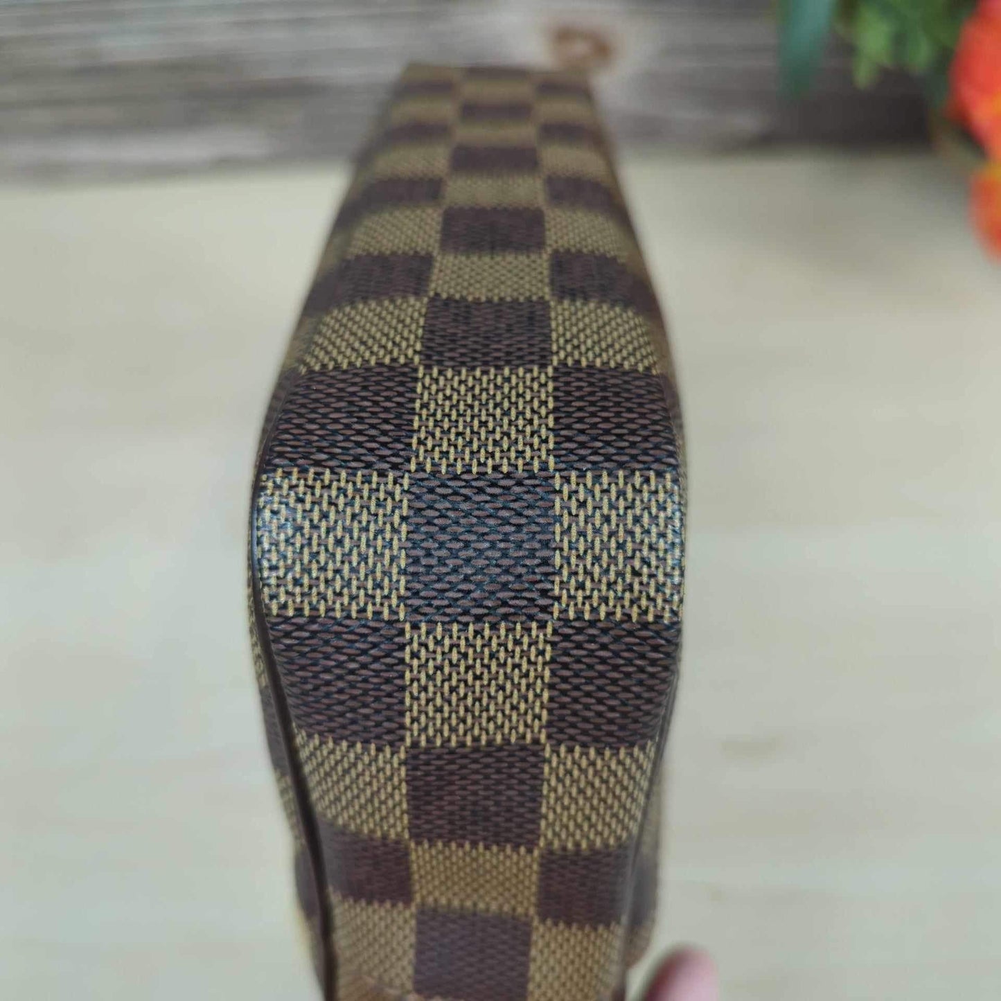 Louis Vuitton Damier Canvas Macao Wristlet Clutch