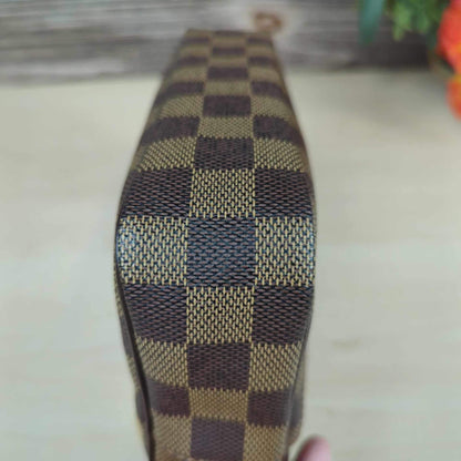 Louis Vuitton Damier Canvas Macao Wristlet Clutch