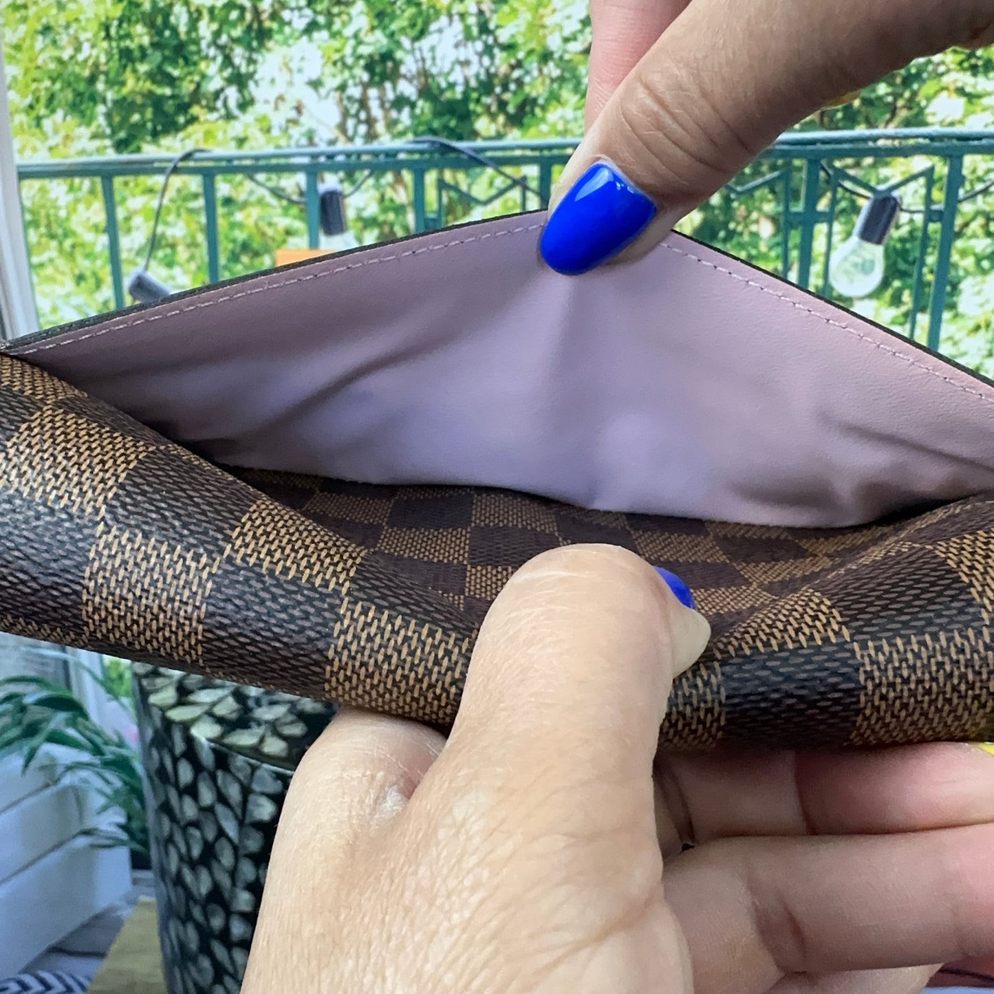 Louis Vuitton Damier Sarah Wallet Rose Ballerine