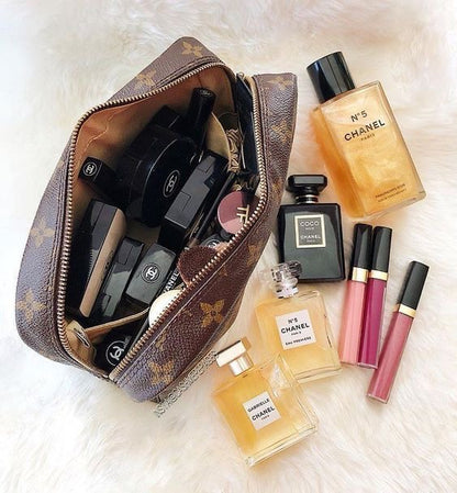 Louis Vuitton Trousse 23