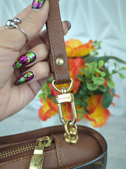 Louis Vuitton Orsay Clutch