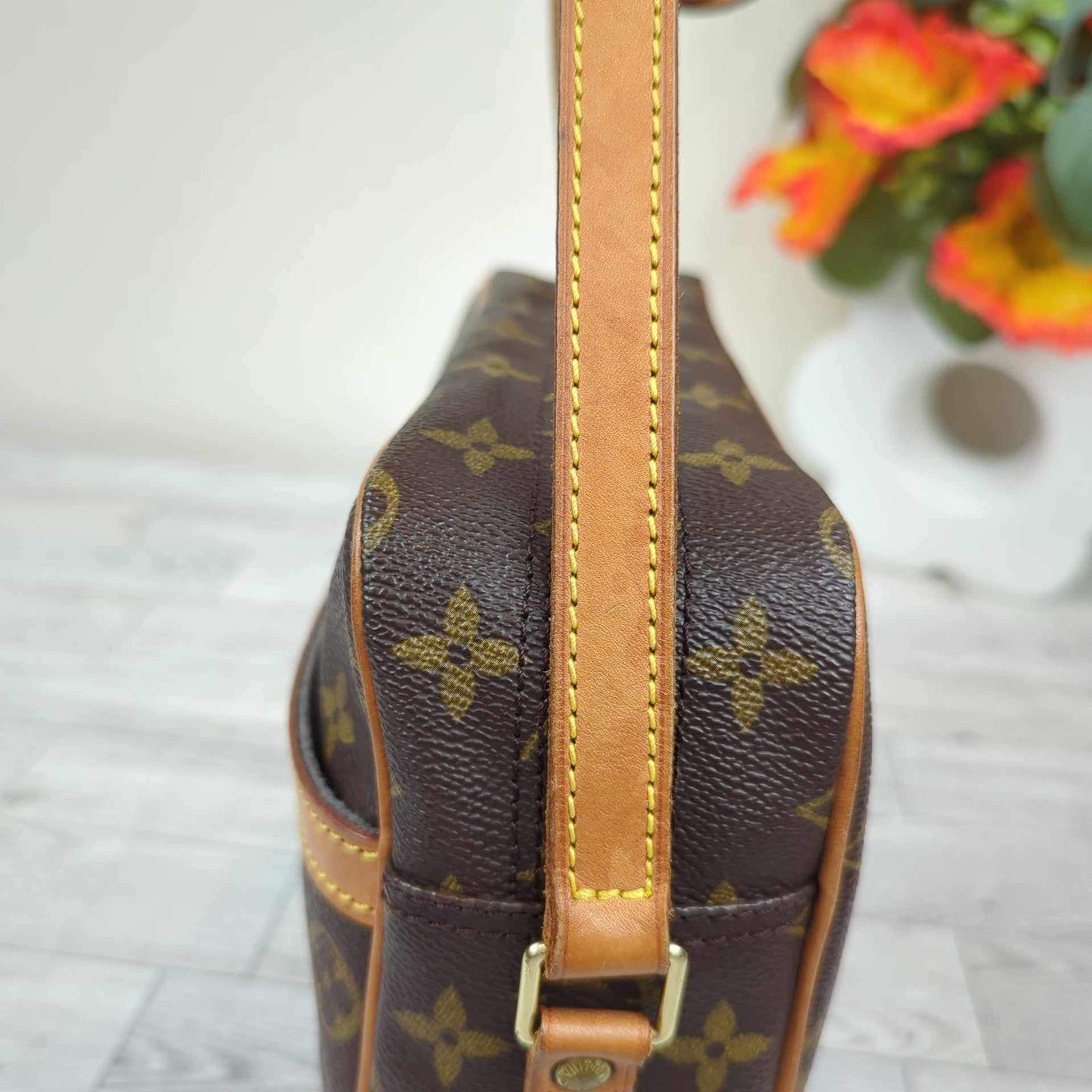 Louis Vuitton Trocadero 27 Crossbody Bag