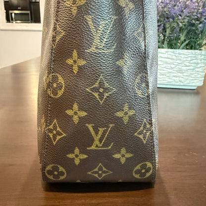 Looping GM Monogram Canvas