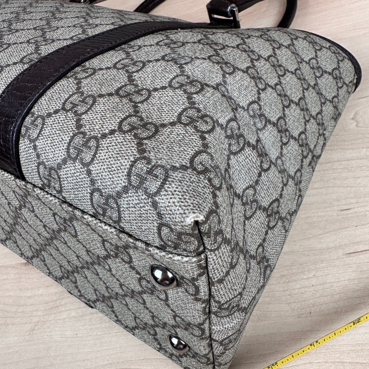 Gucci GG Supreme Joy Tote Medium