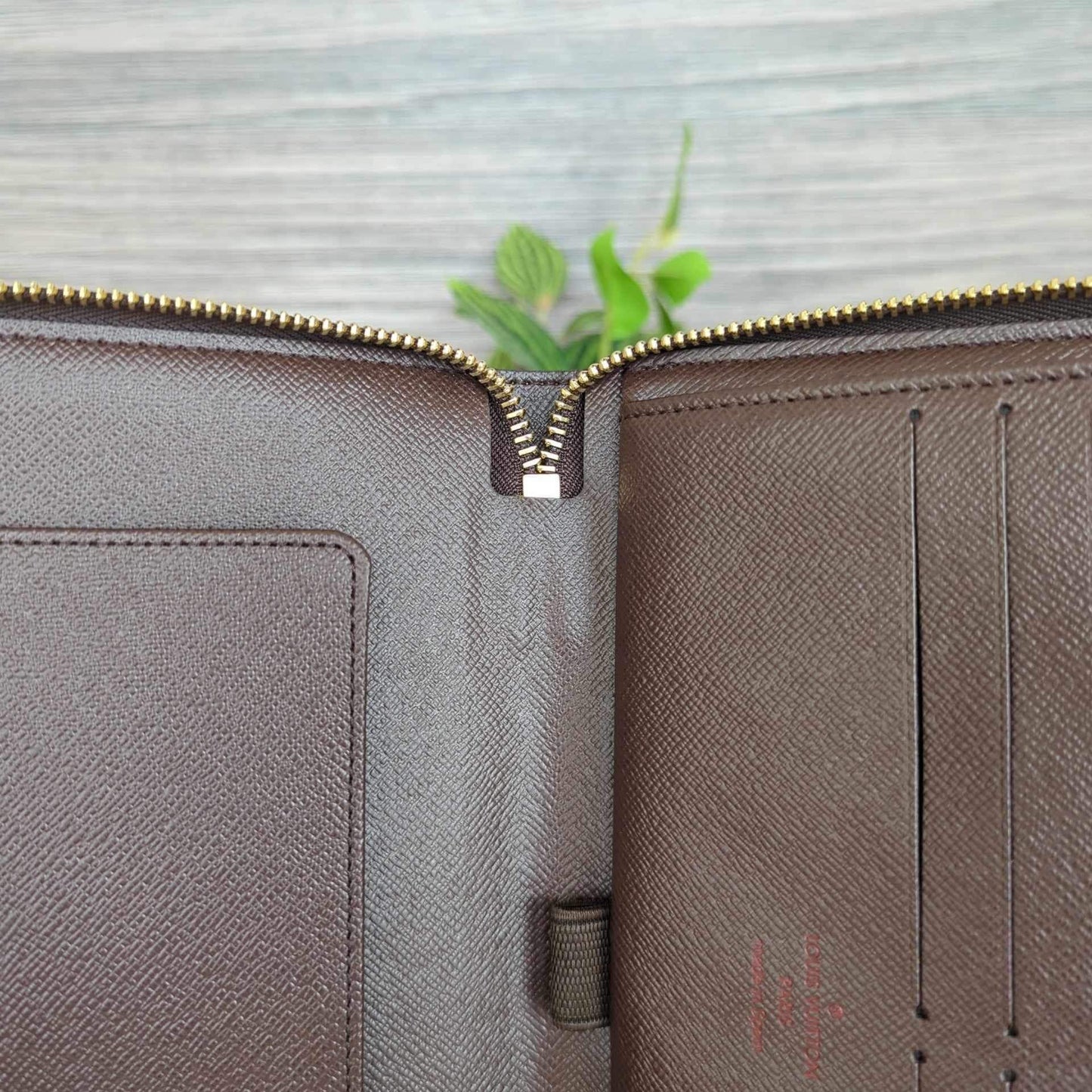 Louis Vuitton XL Zippy Organizer Damier Ebene