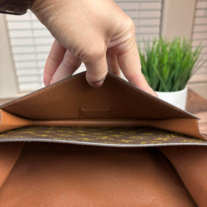 Louis Vuitton Monceau 26 Briefcase Bag