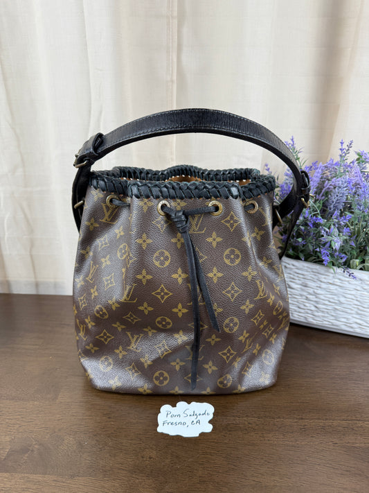 Custom Petite Noe Bucket Bag