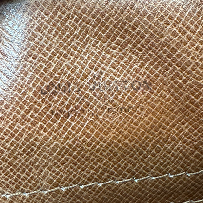 Louis Vuitton Monogram Sac Senlis