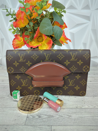Louis Vuitton Chaillot Clutch
