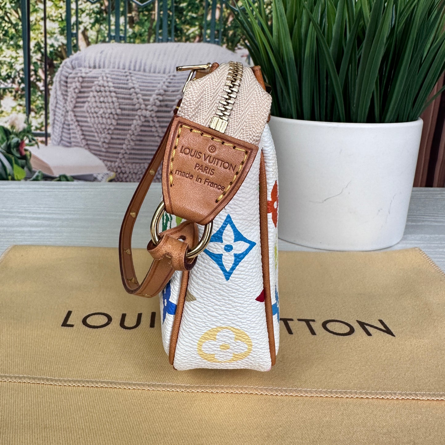 Louis Vuitton Murakami White Multicolor Pochette Accessories