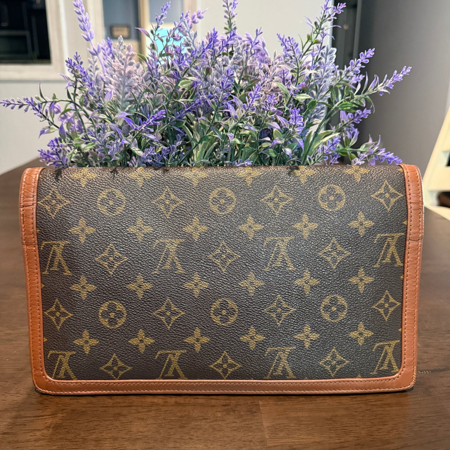 Vintage Dame Pochette GM Monogram Canvas