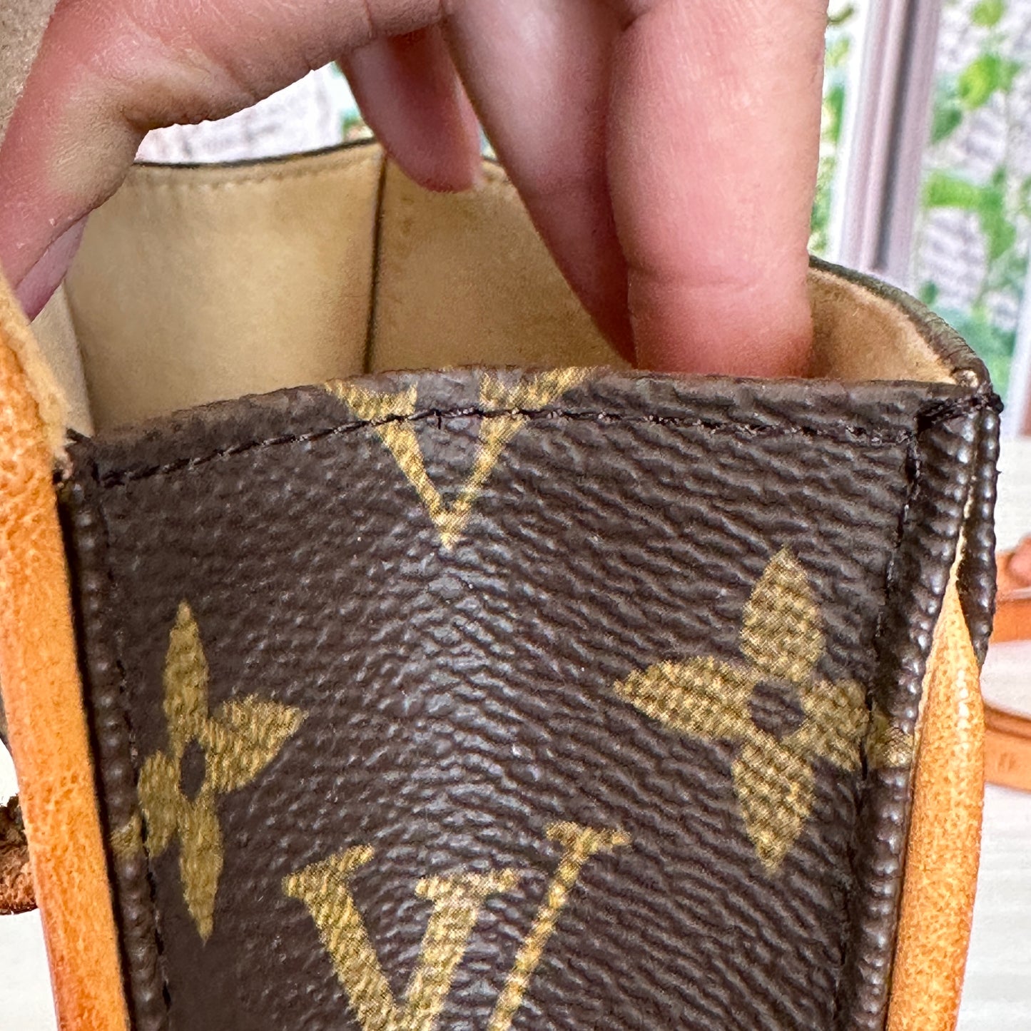 Louis Vuitton Monogram Pochette Florentine