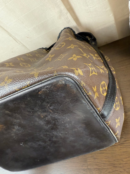 Custom Petite Noe Bucket Bag