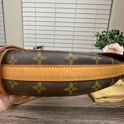 Louis Vuitton Monogram Chantilly GM Crossbody
