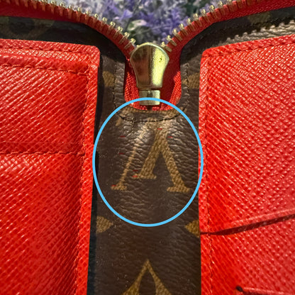 Daily Organizer Clutch Wallet in Cherry Red