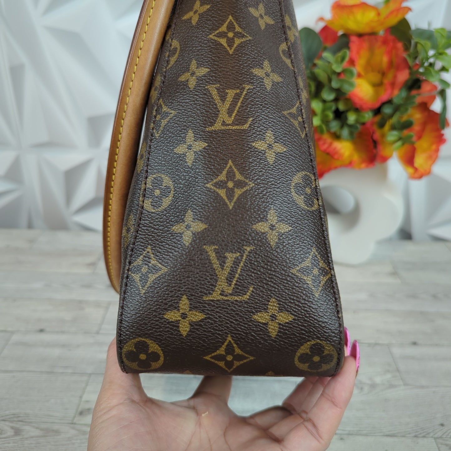 Louis Vuitton Monogram Looping GM