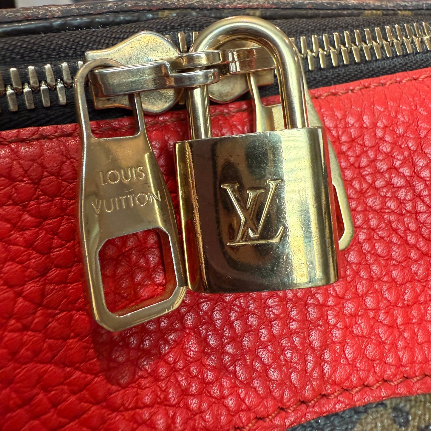 Retiro NM 2-Way Bag in Coquelicot Leather and
Monogram Canvas