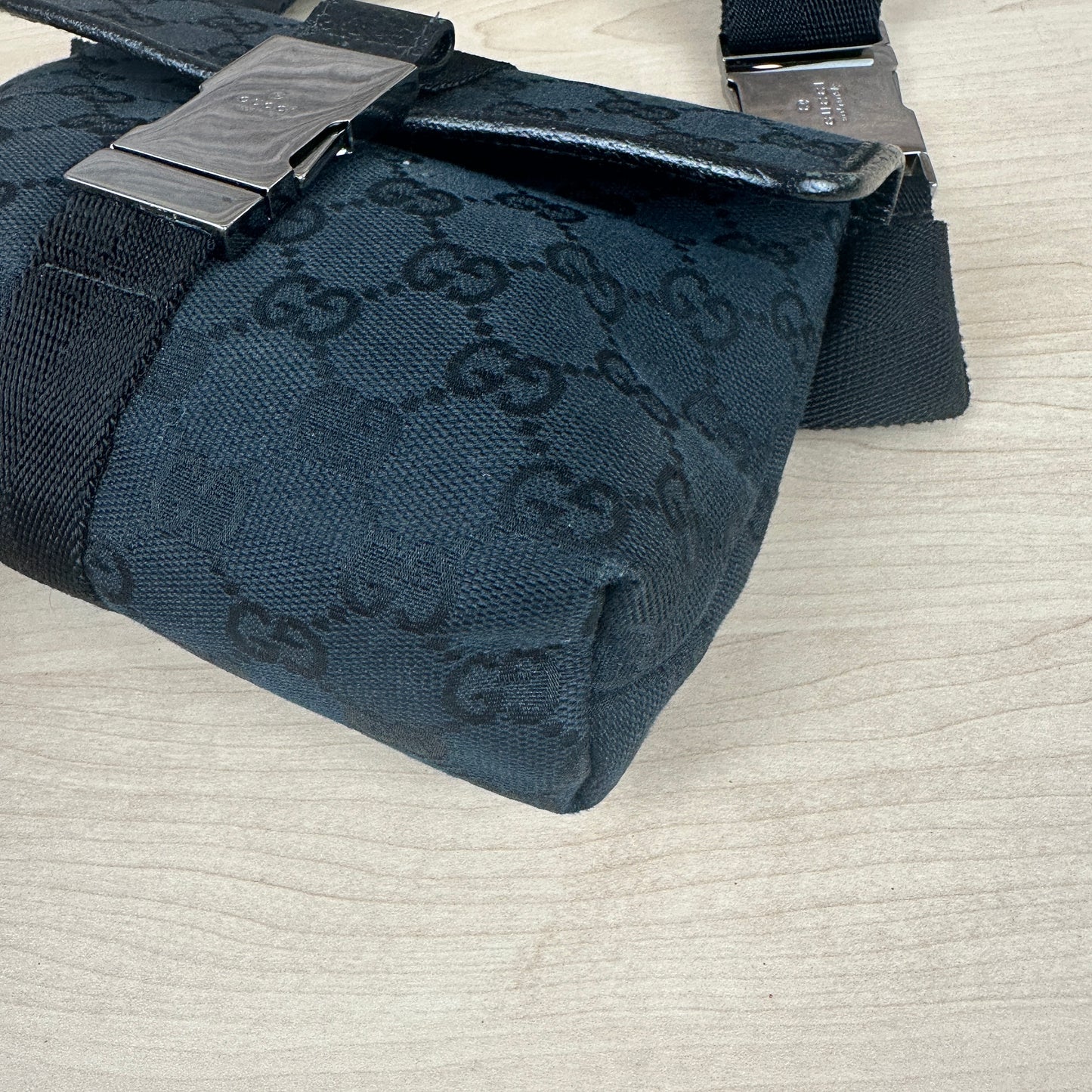 Gucci GG Web Buckle Belt Bag Black