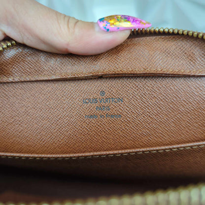 Louis Vuitton Orsay Clutch