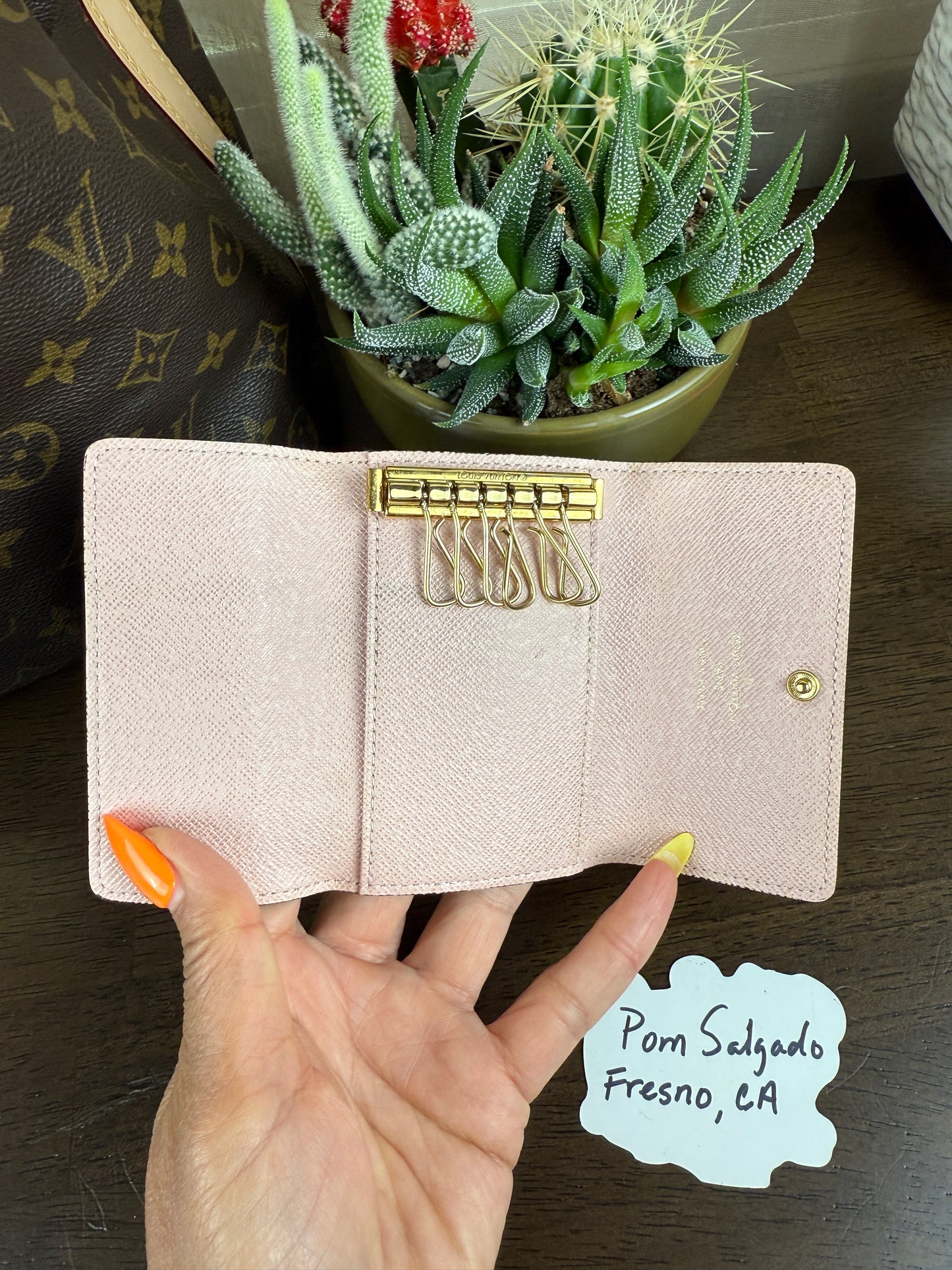 Damier Ebene 6-Ring Key Holder Rose Ballerine Pink