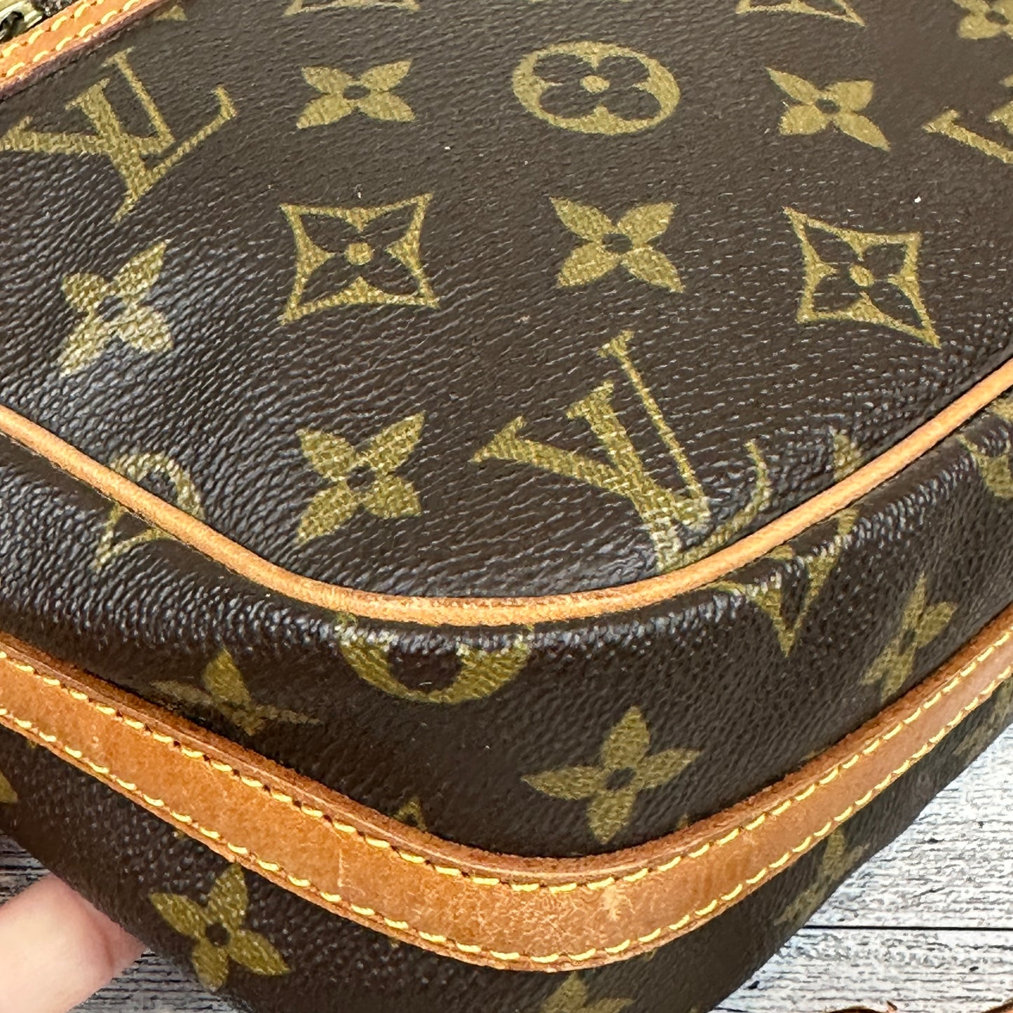 Louis Vuitton Monogram Sac Senlis
