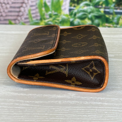 Louis Vuitton Monogram Pochette Florentine